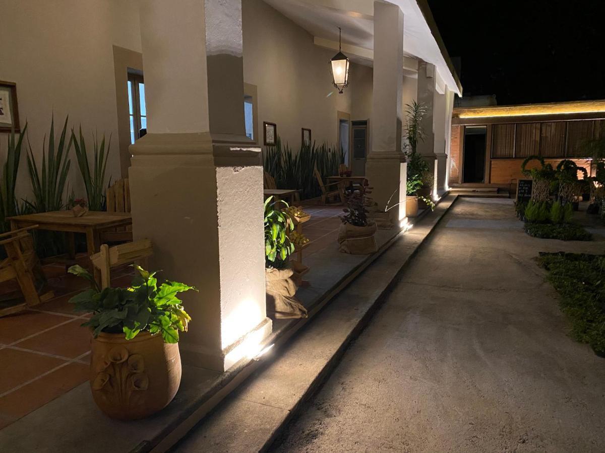 Hotel Express Quinta Soledad 墨西哥城 外观 照片